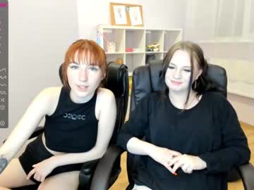 webcam girl girlie_twinkle live cam image #6361327