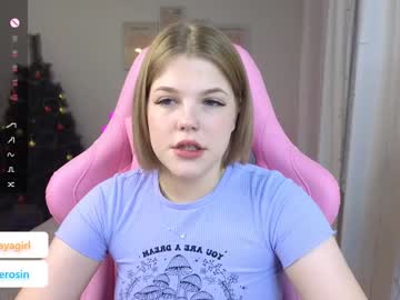 webcam girl maya_blonde18 live cam image #11530991