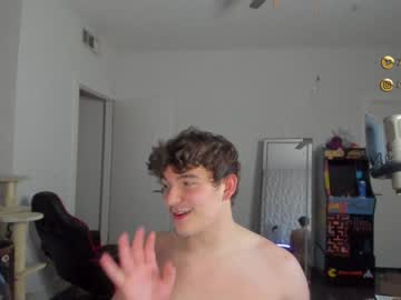 webcam man thejohnnystone live cam image #1995905