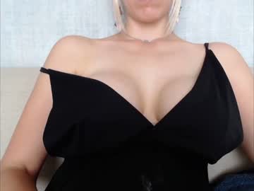 webcam girl tiffany925 live cam image #383978