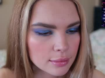webcam girl love_you_to123 live cam image #6022090