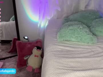 webcam girl sweet_littleee live cam image #5039105