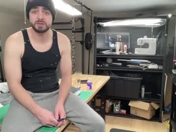 webcam man brad_bounce live cam image #4448628