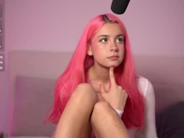 webcam girl honeyyykate live cam image #10626185