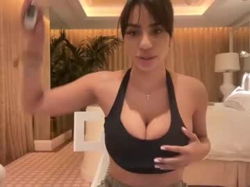 webcam girl aaashleyy live cam image #9647421