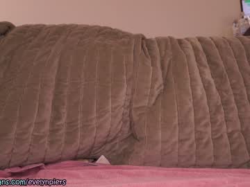 webcam girl evelynpiers live cam image #7095490