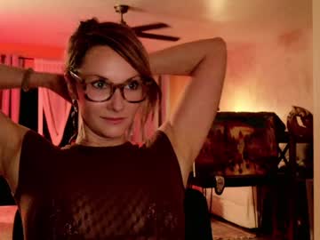 webcam girl kaileeshy live cam image #10872921