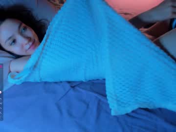 webcam girl unicorngirls live cam image #3345358