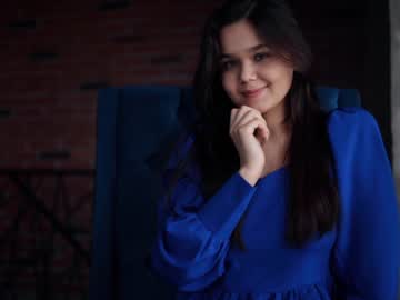 webcam girl helenmoors live cam image #7310600