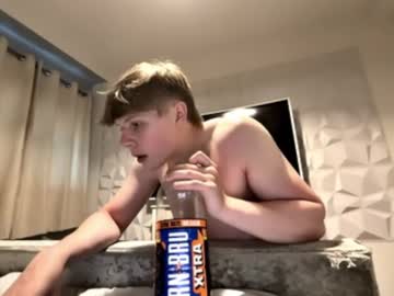 webcam man thickny0ung live cam image #12679123