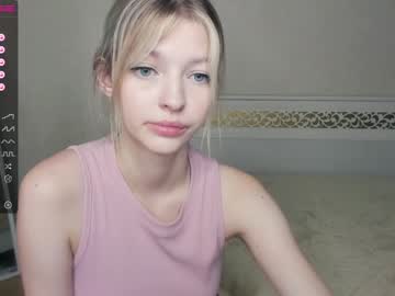 webcam girl _white_crystal live cam image #2937771
