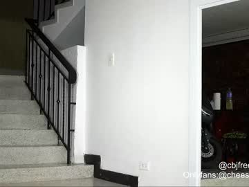 webcam couple cheeseburgerjesus live cam image #3870084