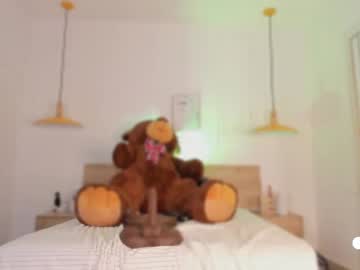 webcam girl bella__donne live cam image #12771017