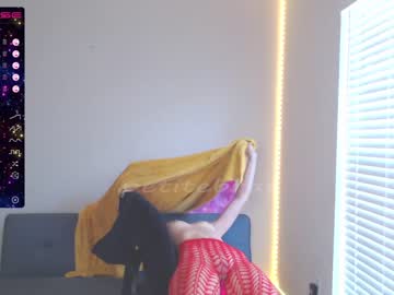 webcam girl petitebrat live cam image #3801403
