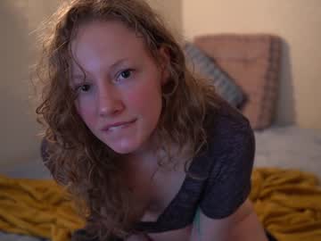 webcam girl sistinehashands live cam image #5271591