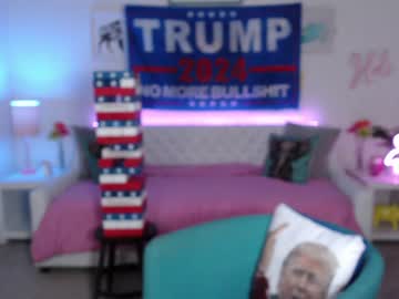 webcam girl holihurricane live cam image #10873202