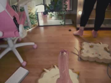 webcam girl chery_lady22 live cam image #11832275