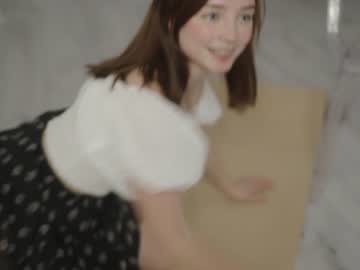 webcam girl floret_joy live cam image #8070637