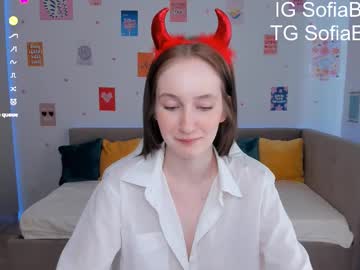 webcam girl sofiabrookss live cam image #12266236