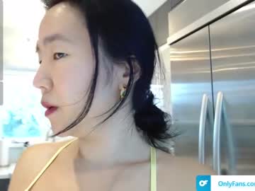 webcam girl jiwon4u live cam image #7670614