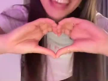 webcam girl keirasworld live cam image #13009844