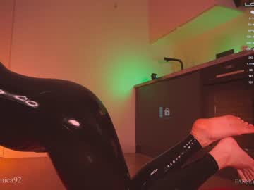 webcam girl bronnica live cam image #3363217