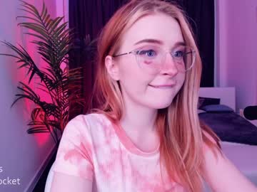 webcam girl pocketrocket_ live cam image #813958