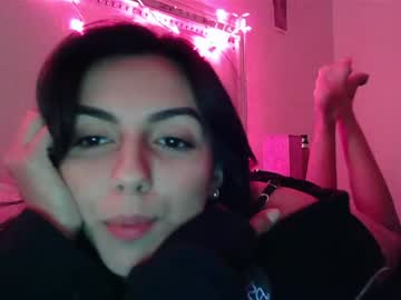 webcam girl genesismoselle live cam image #6012638