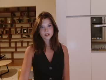 webcam girl bitter_moon live cam image #7411517