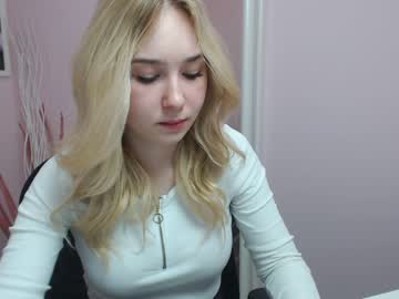 webcam girl lila_page live cam image #1588205