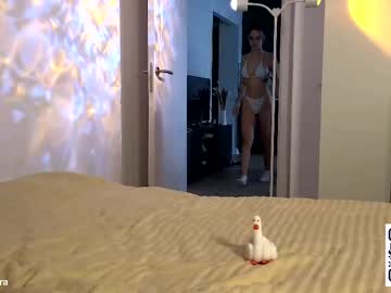 webcam girl tootightwithbra live cam image #12918511