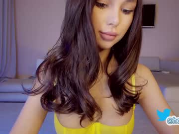 webcam girl hollyextra live cam image #4642842