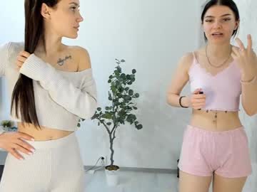 webcam girl dirtygirls99 live cam image #12498525