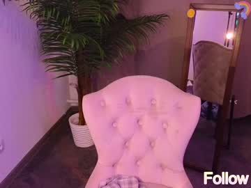 webcam girl joyce_coy live cam image #6614274