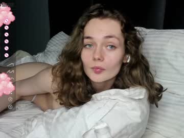 webcam girl mxxnsxsul live cam image #3647951