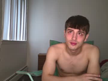 webcam man kroddy1985 live cam image #9223535