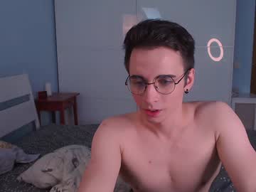 webcam man dontknowloool live cam image #10592651