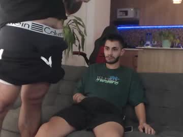 webcam man fratguysonline live cam image #5733988