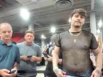 webcam man thejohnnystone live cam image #9803383