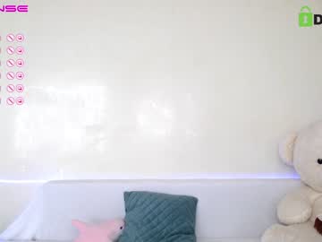 webcam girl fallen_angel_18 live cam image #6069068