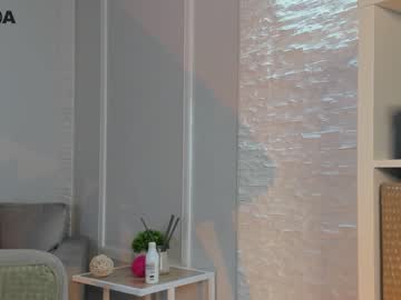 webcam girl _austra1ia live cam image #3809642