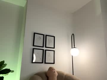 webcam girl rebeccastonee live cam image #10043325
