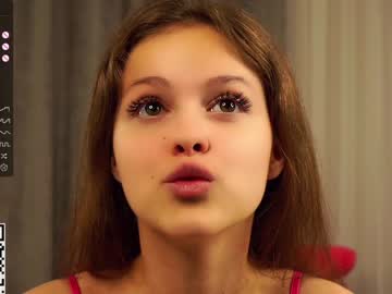 webcam girl a_whole_eternity live cam image #8983544