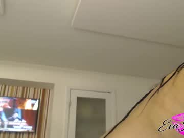 webcam girl evajonez live cam image #4830642