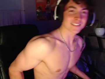 webcam man iantease live cam image #4507717