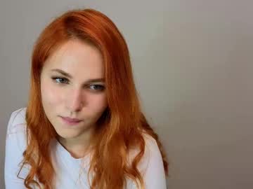 webcam girl shirley_gregory live cam image #10829604