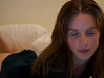 webcam girl ellaa91 live cam image #2876219