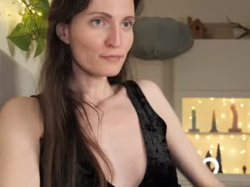 webcam girl yulladao live cam image #11768136