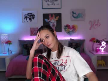webcam girl holihurricane live cam image #11082639