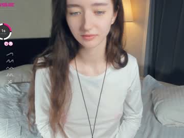 webcam girl llkadream live cam image #5284084